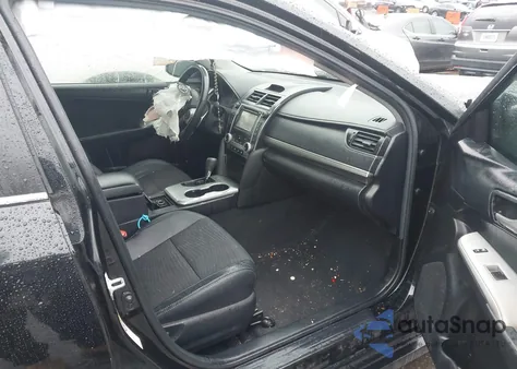 2012 Toyota Camry Se z USA, uszkodzony, nr VIN 4T1BF1FK8CU061188